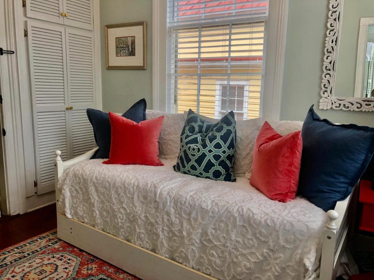 Daybed With Trundle In The Beautiful Ashley Inn 4 Blocks From King St 查尔斯顿 外观 照片